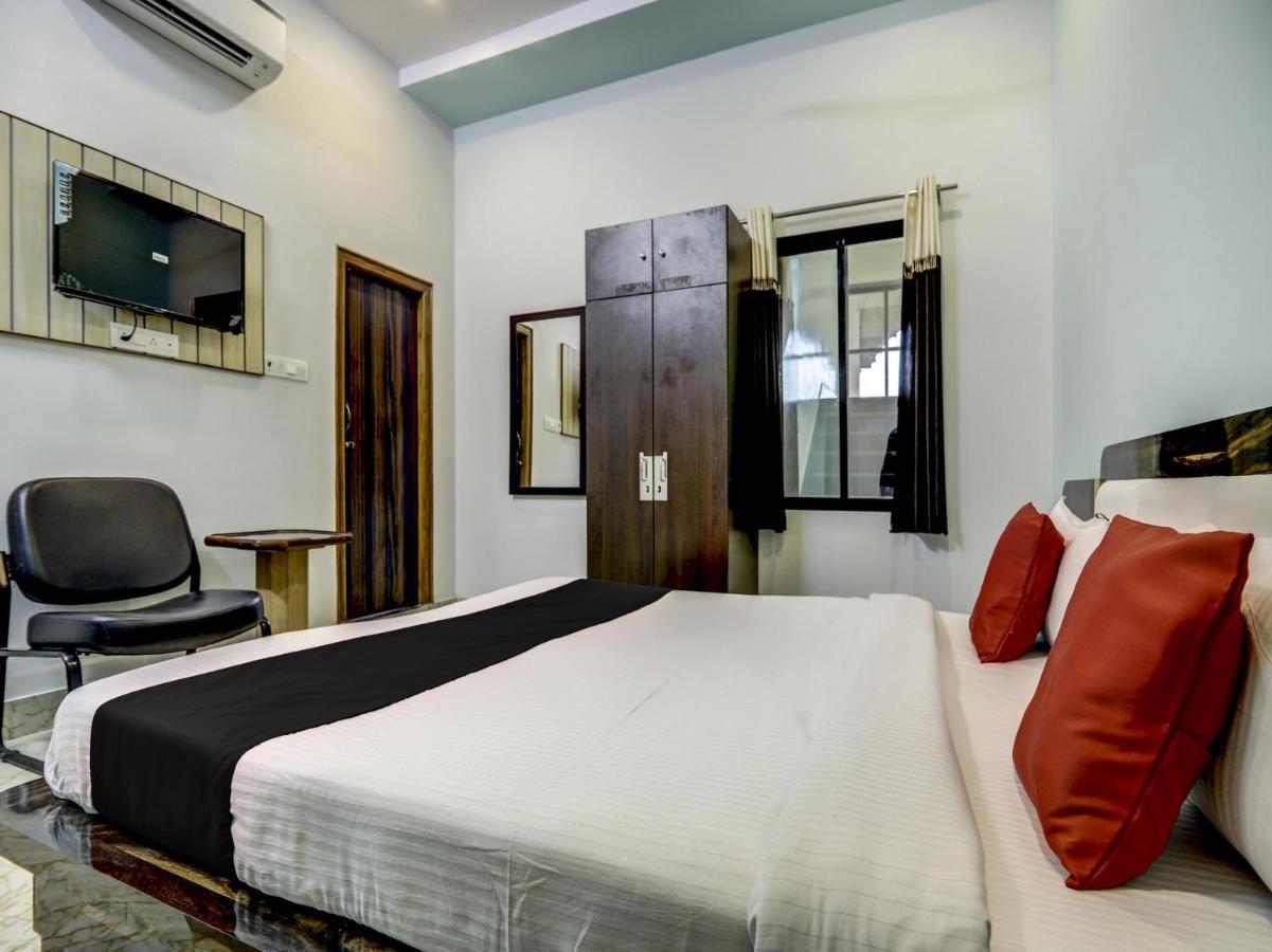 Capital O72337 Hotel Konkan Tadka Mumbai Exterior photo