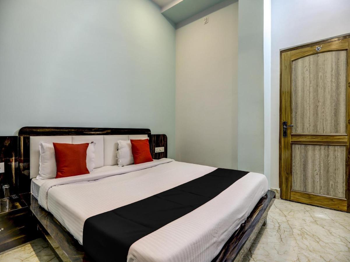 Capital O72337 Hotel Konkan Tadka Mumbai Exterior photo